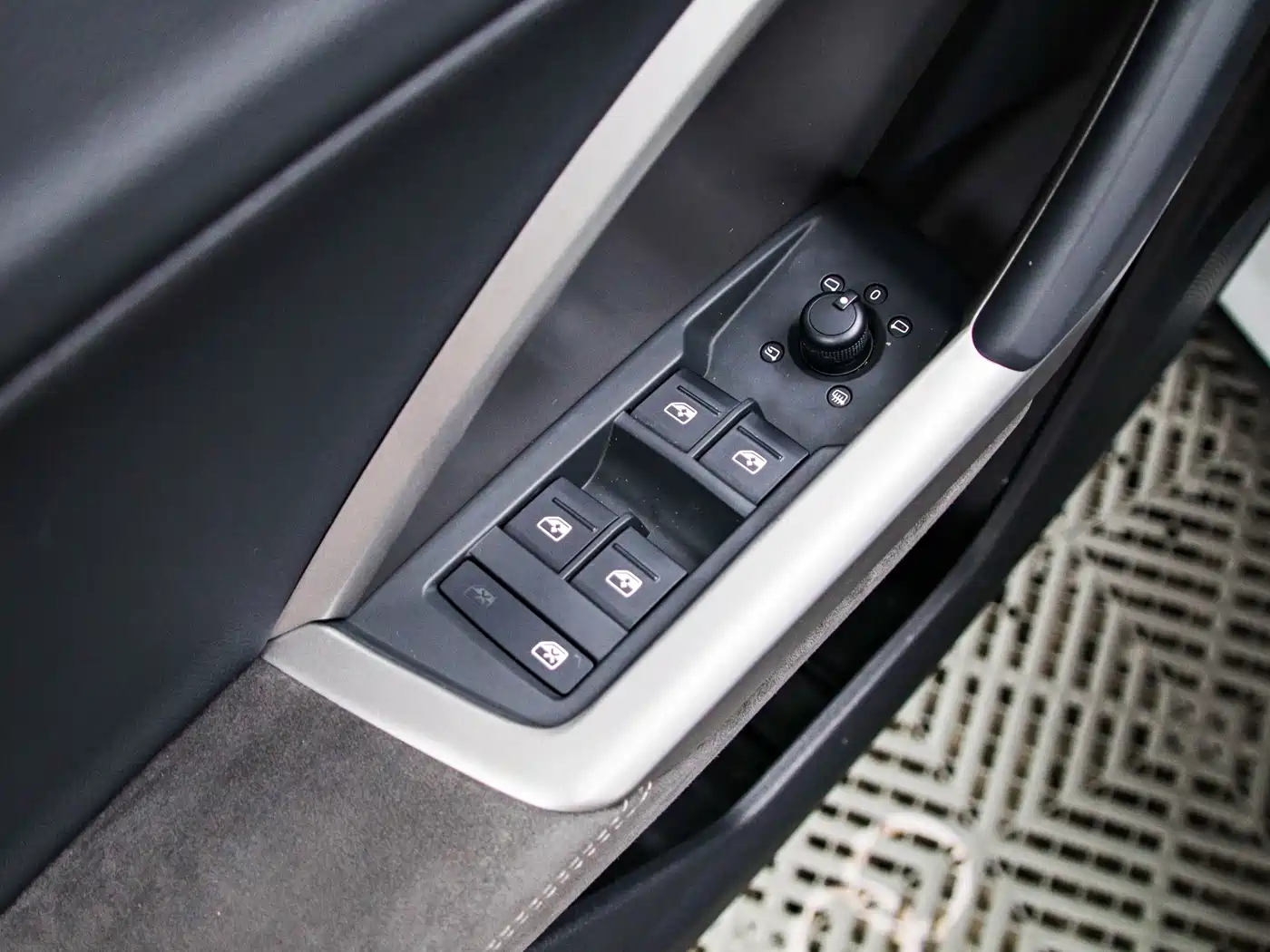 Audi Q3 2022 35 TFSI Fashion Dynamic фото 6