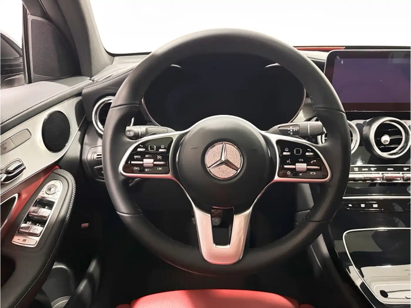 Mercedes-Benz GLC Coupe 2021 GLC 260 4MATIC Coupe SUV фото 9