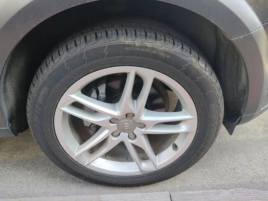 Photo 6 - Audi Q5