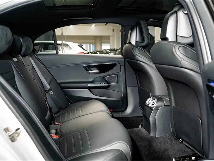 Mercedes-Benz C-Class 2024 Facelift III C 260 L Sport фото 20