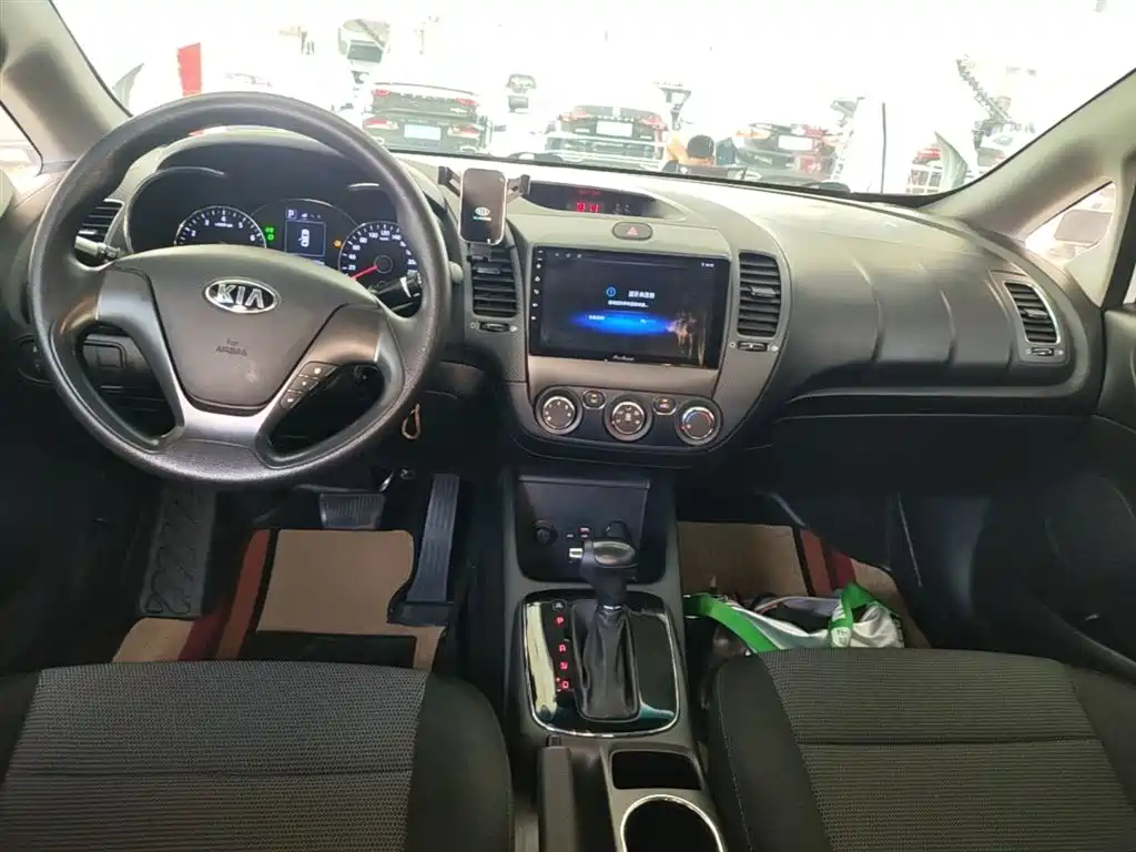 Kia K3 2017 1.6L Automatic 15th Anniversary Special GLS фото 10