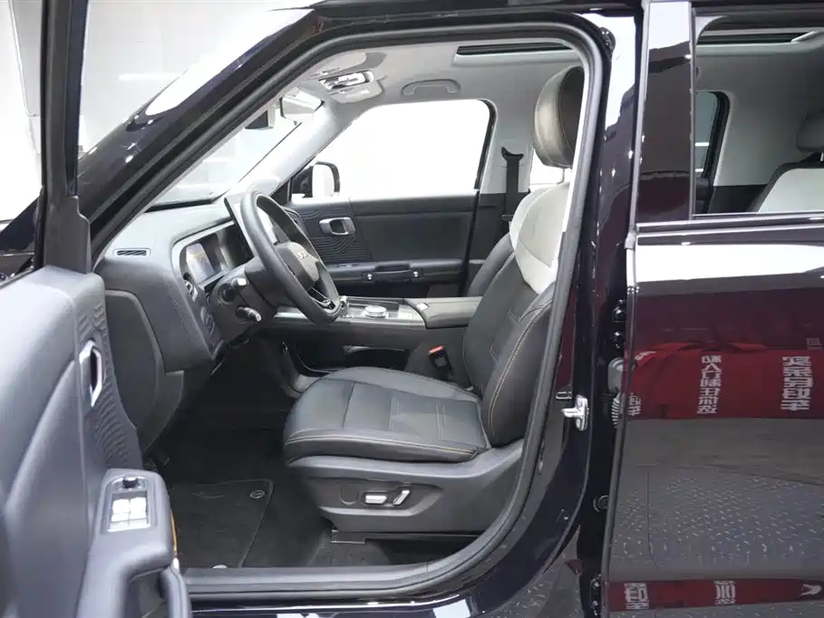BAIC ORV Beijing Off-Road BJ30 2024 1.5T Magic Core E-Drive Standard Edition фото 14