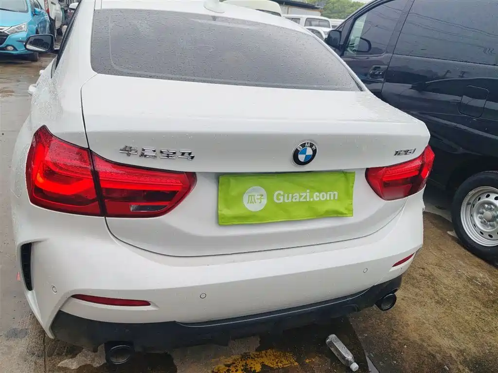 BMW 1 Series 2021 Facelift 125i M Sport Shadow Edition фото 4