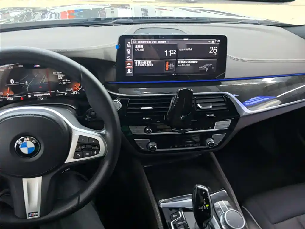 BMW 5-SERIES