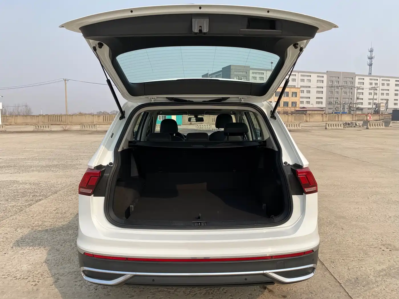 Volkswagen Tiguan L 2023 280TSI 2WD Trend Limited Edition фото 23