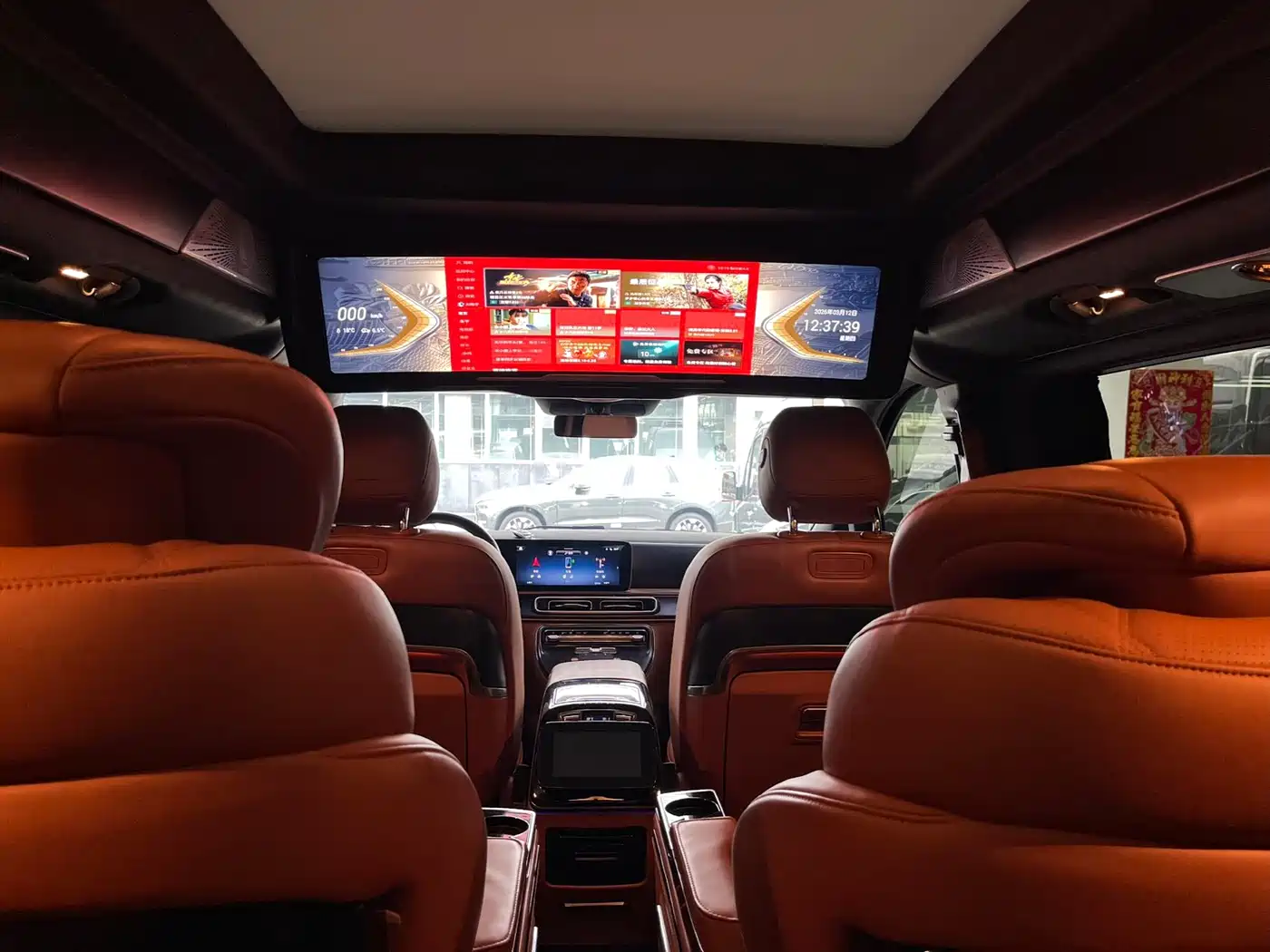 Mercedes-Benz V-Class 2024 V 300 L Long Wheelbase Luxury Edition фото 14