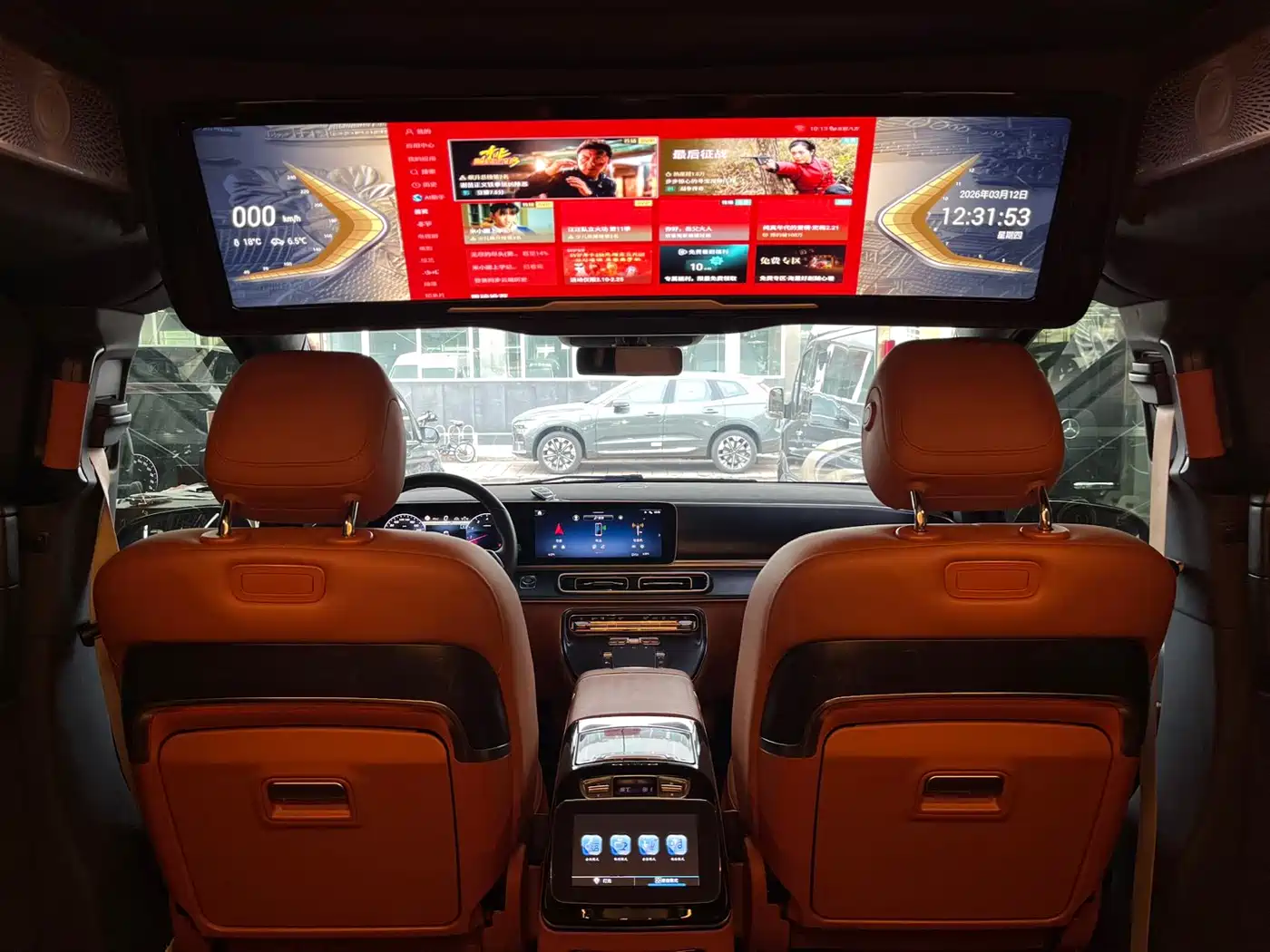 Mercedes-Benz V-Class 2024 V 300 L Long Wheelbase Luxury Edition фото 13