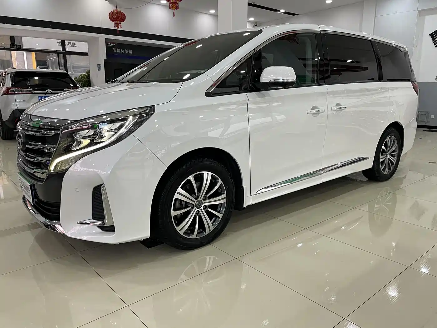GAC Trumpchi Trumpchi M8 2020 Pilot 390T Ultimate Edition