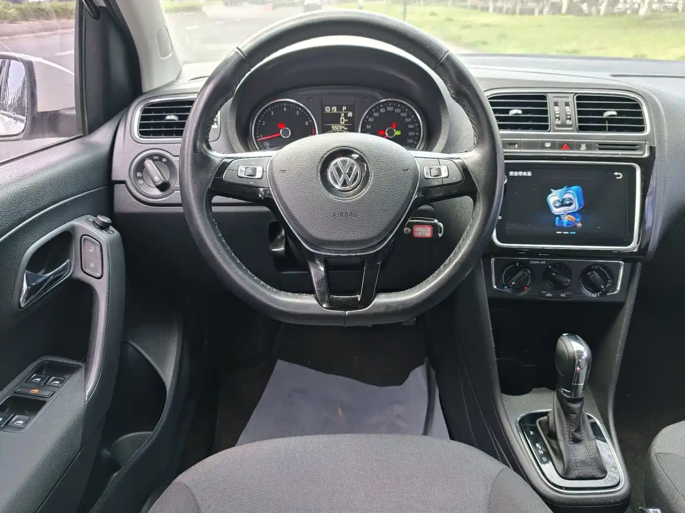 Volkswagen Polo 2018 1.5L Auto Comfort фото 9