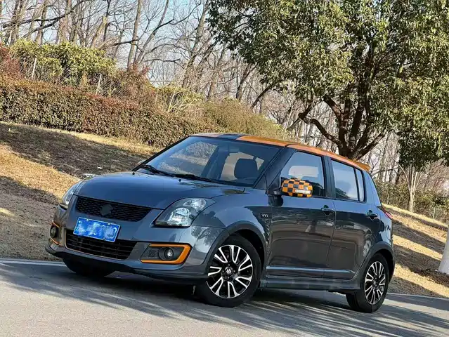  Suzuki Swift 2016 1.5L Automatic Fashion Cool Edition