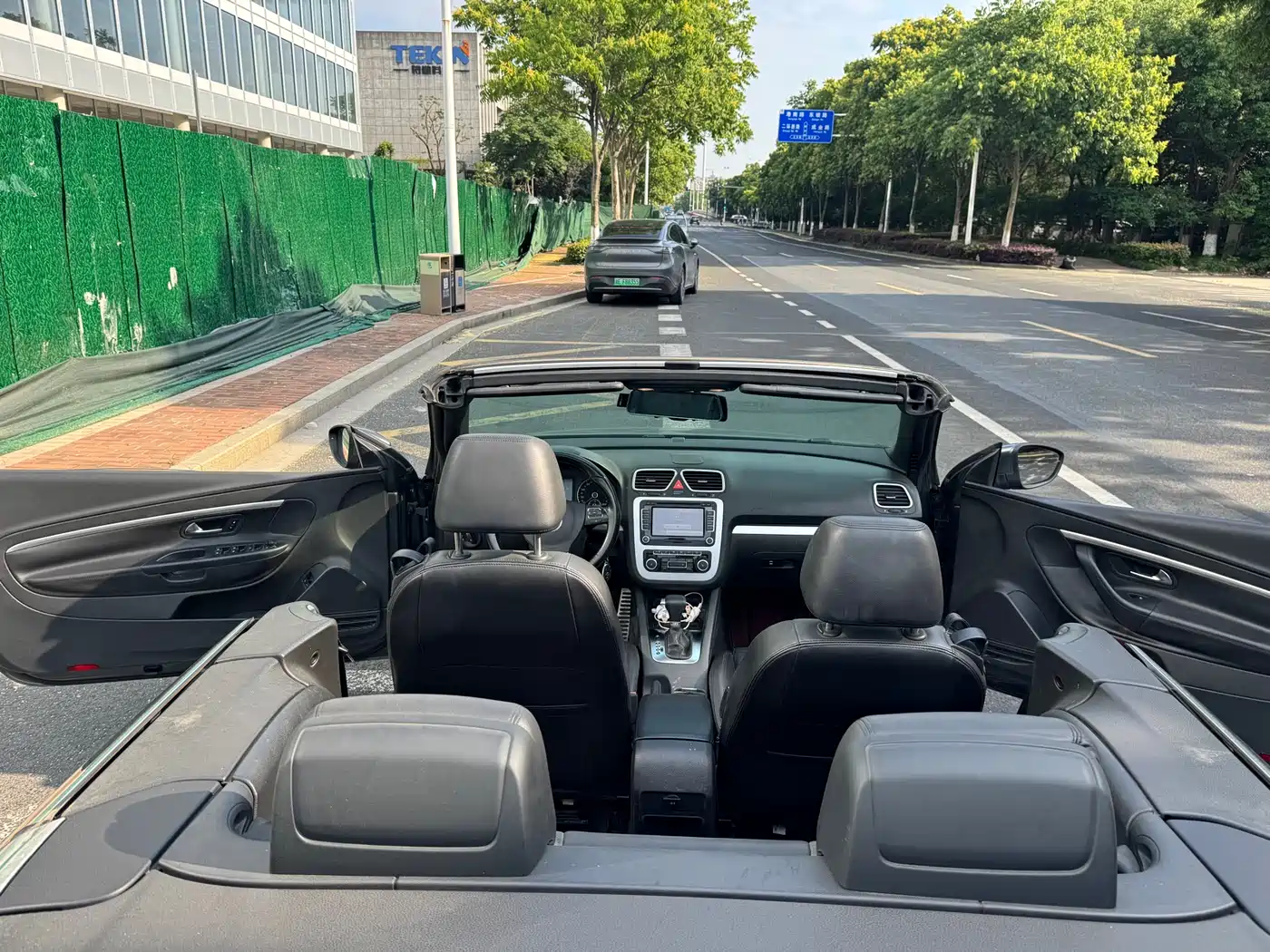 Volkswagen Eos 2011 Model 2.0TSI фото 11