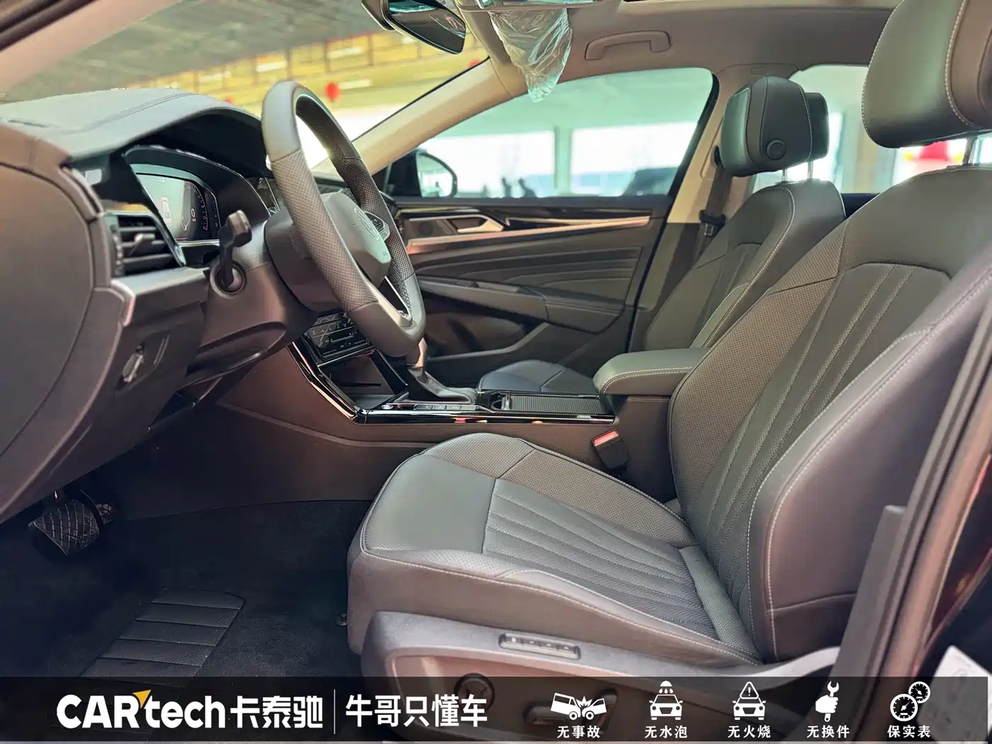 Volkswagen Passat 2025 Outstanding 330TSI Starlight Elite Edition фото 7
