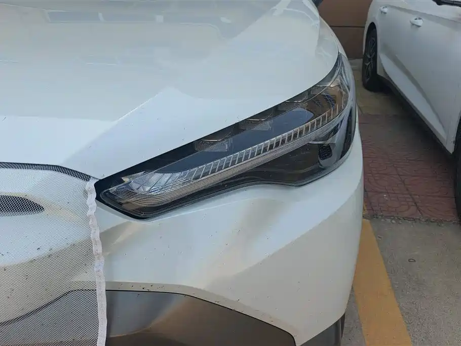 Toyota Frontlander 2023 2.0L Smart Hybrid Dual Engine Luxury Edition фото 5
