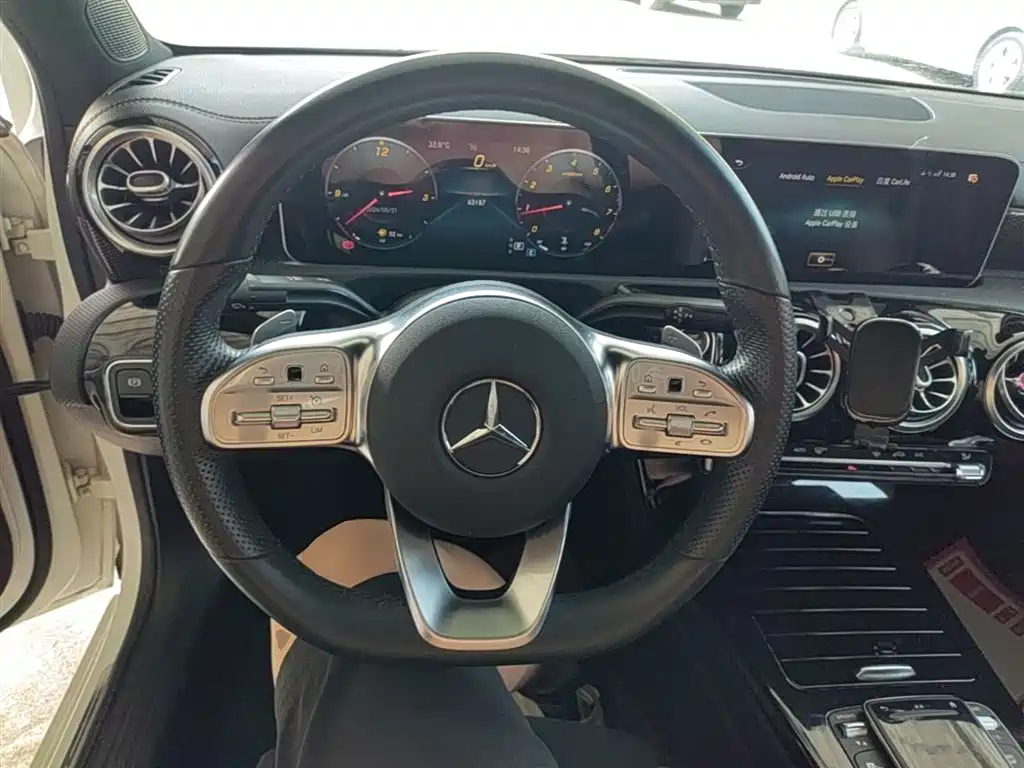 Mercedes-Benz A-Class 2020 Facelift A 200 L Sport Sedan Fashion фото 3
