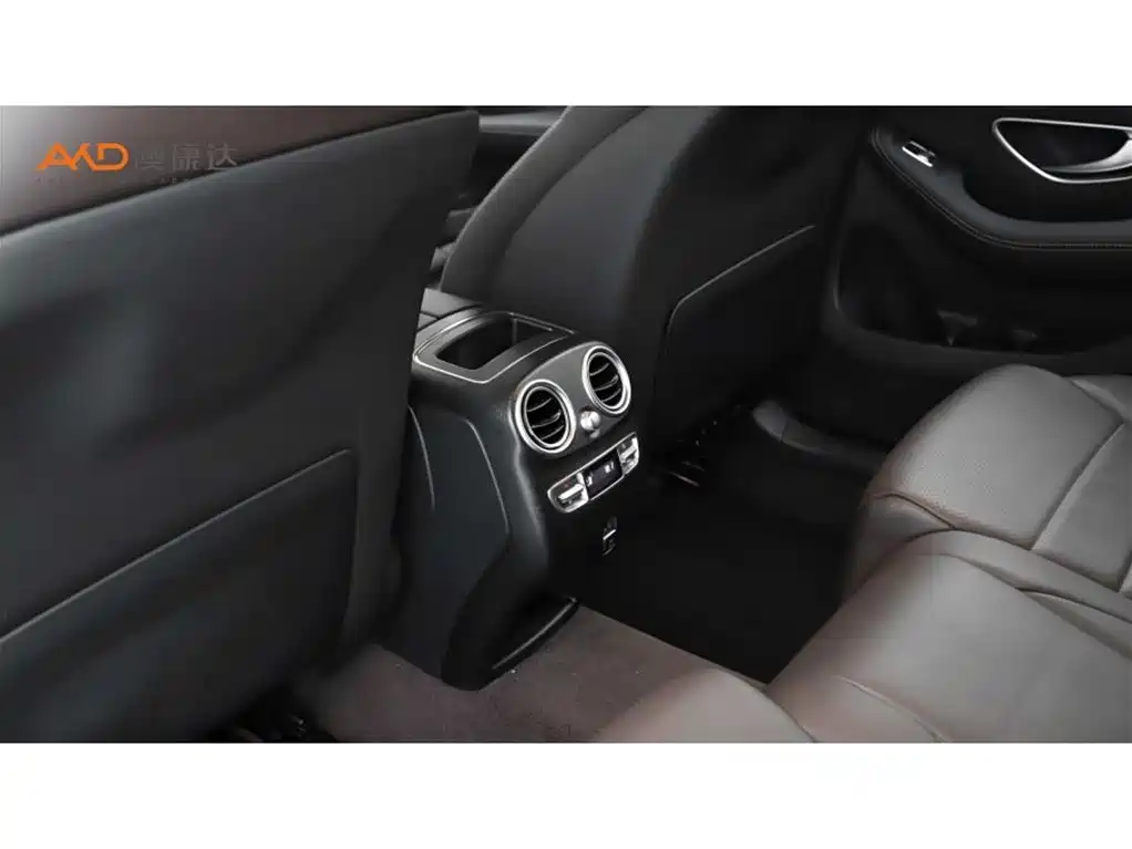 Mercedes-Benz GLC 2022 Facelift GLC 300 L 4MATIC Dynamic Collector's Edition фото 9
