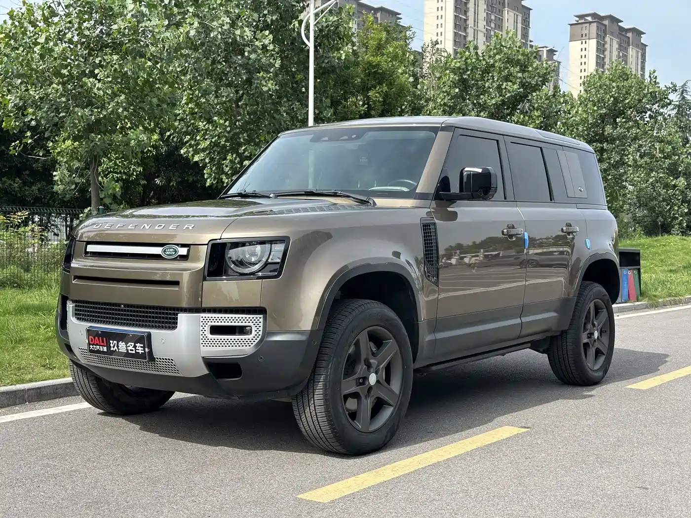Land Rover Defender 2020 Model 110 P400 HSE
