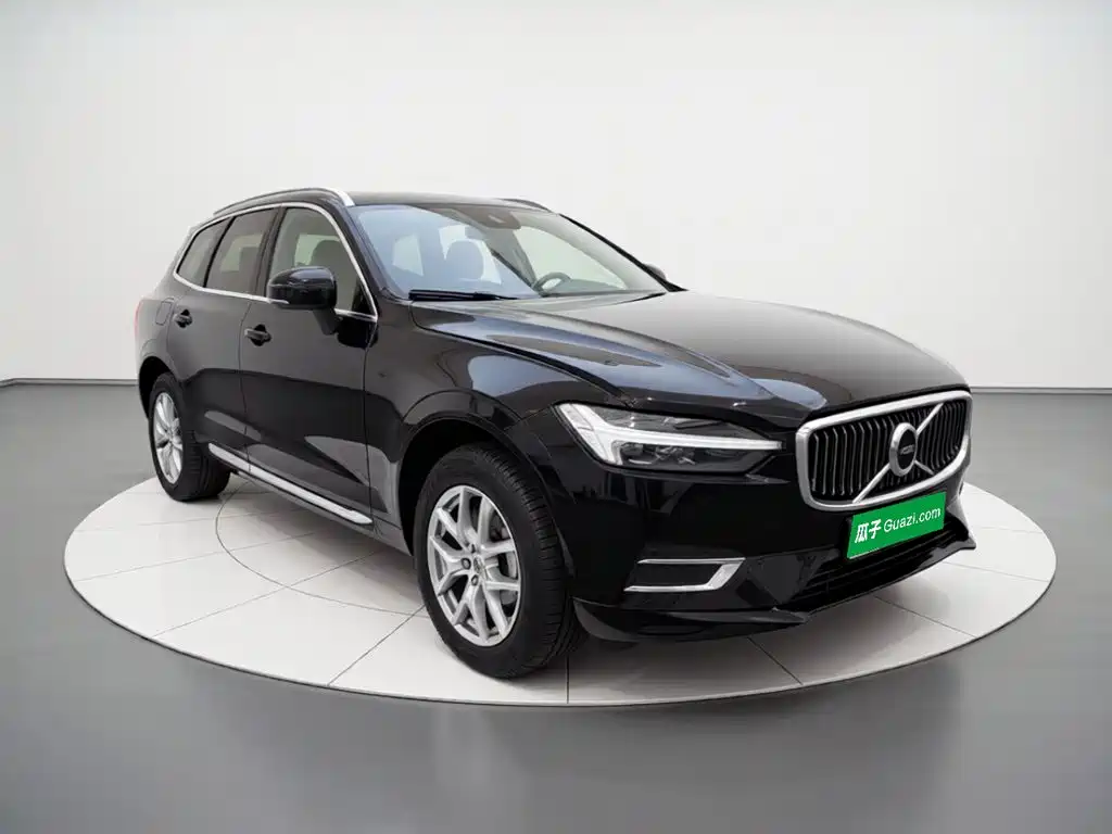 Фото 3 - Volvo XC60