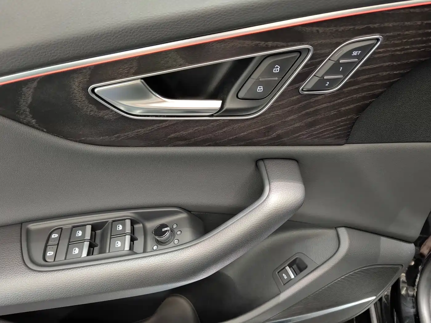 Audi Q8 2022 55 TFSI Luxury Dynamic фото 25