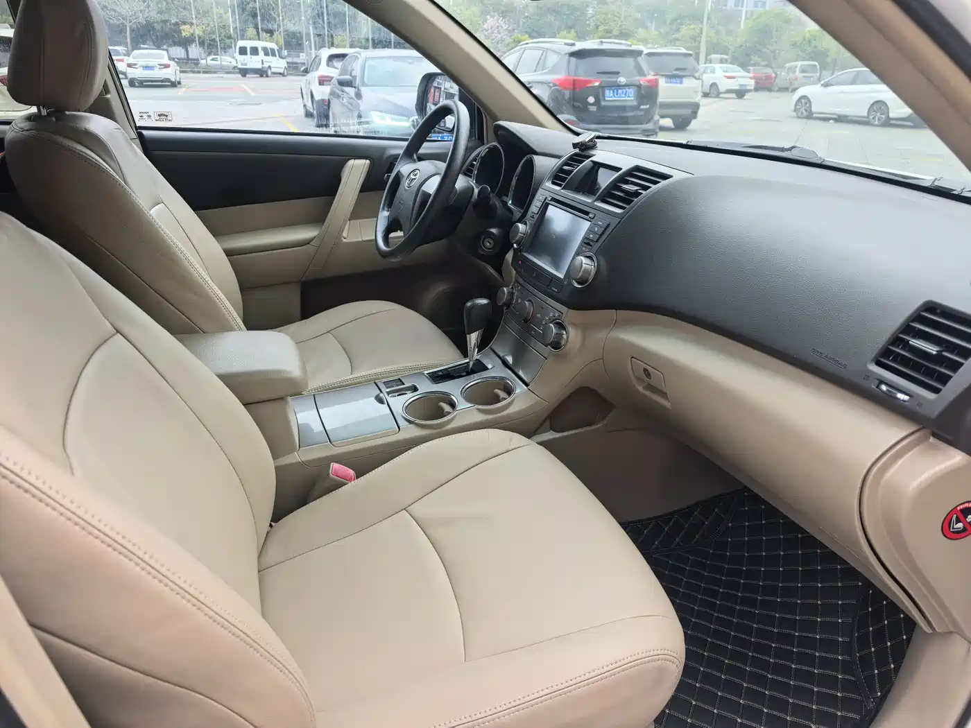 Toyota Highlander 2012 2.7L 2WD 5-seater Elite Edition фото 10