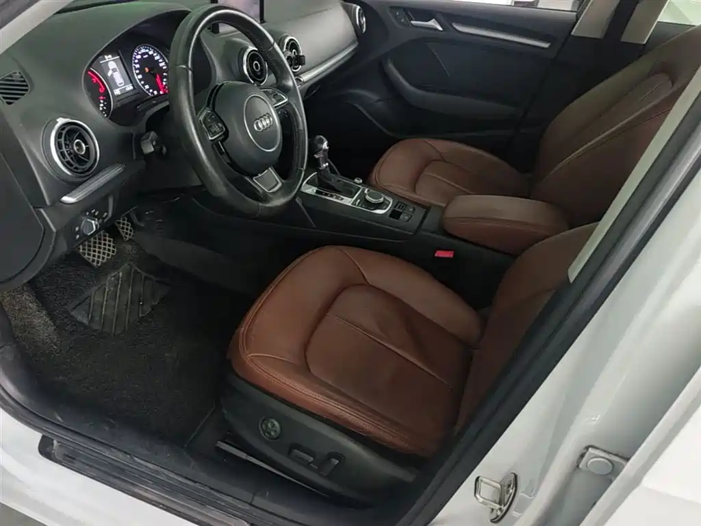 Audi A3 2015 Sportback 35 TFSI Millionth Anniversary Intelligent Leader Type фото 15