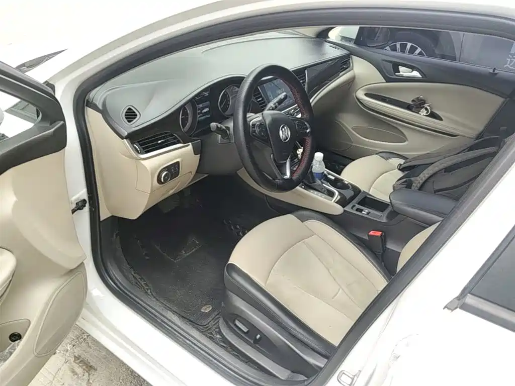 Buick Verano 2018 Sedan 15S Automatic Leading фото 23