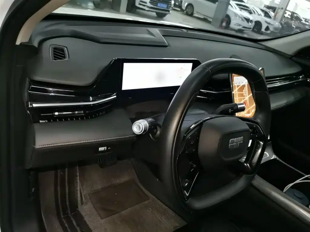 Geely Galaxy Galaxy L6 2024 125km PLUS Soaring Dragon Edition фото 10