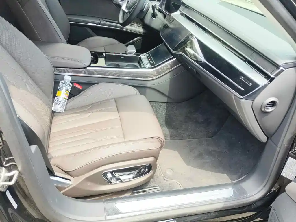 Audi A8 2025 2025 A8L 45 TFSI quattro Luxury