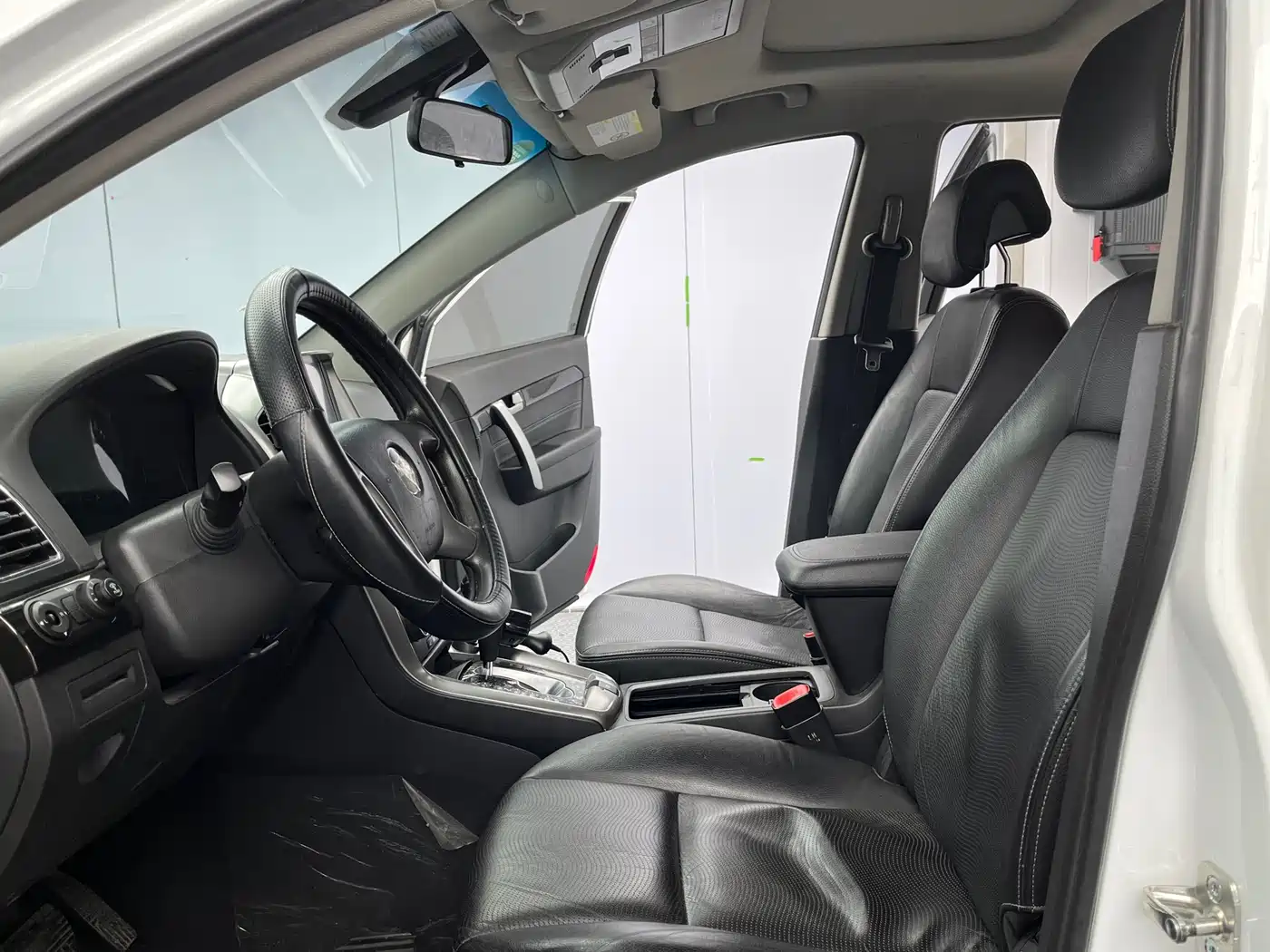 Chevrolet Captiva 2014 2.4L 4WD Luxury 5-seater фото 13