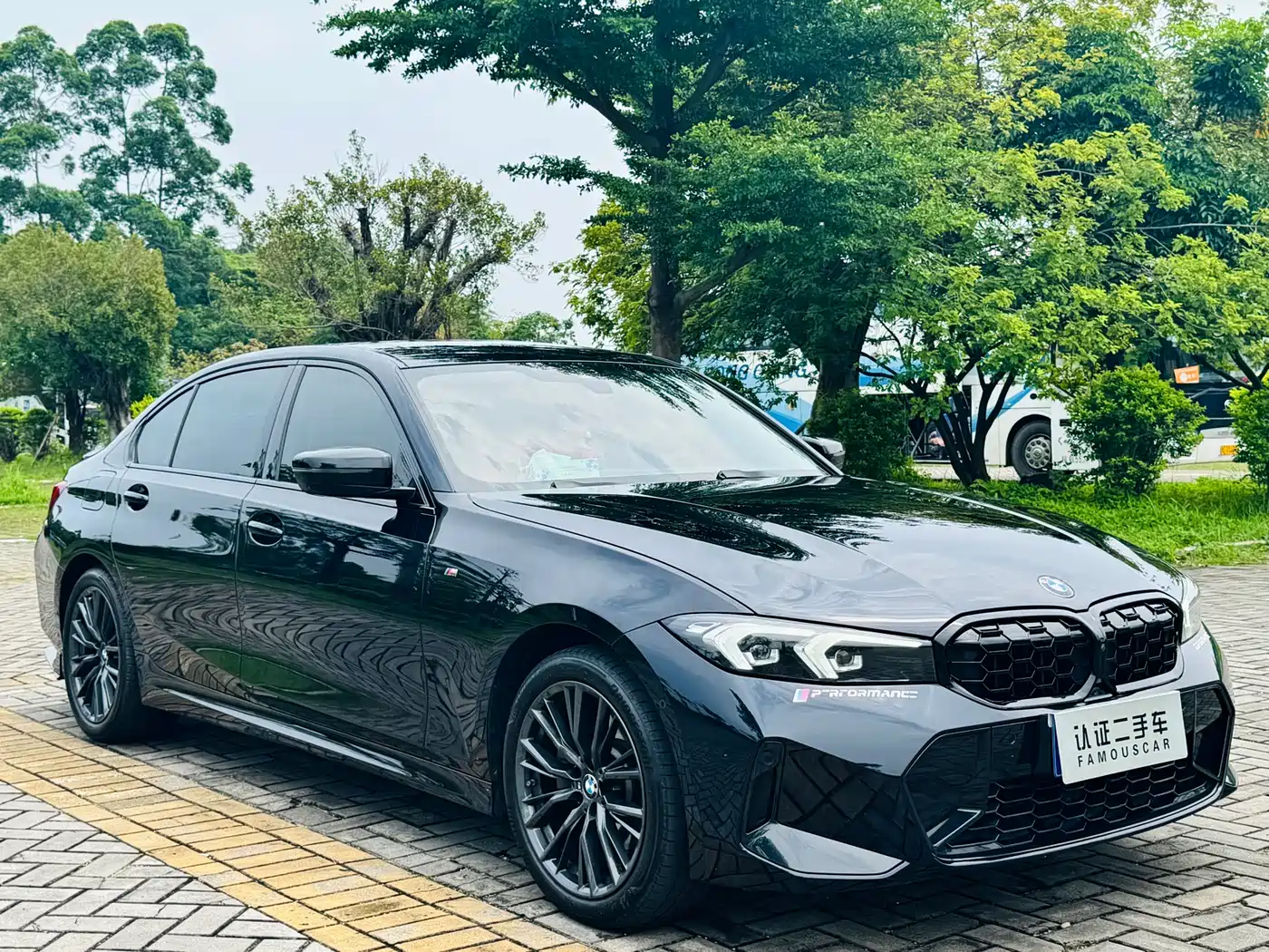BMW 3 Series 2024 325Li M Sport Shadowline Package фото 3