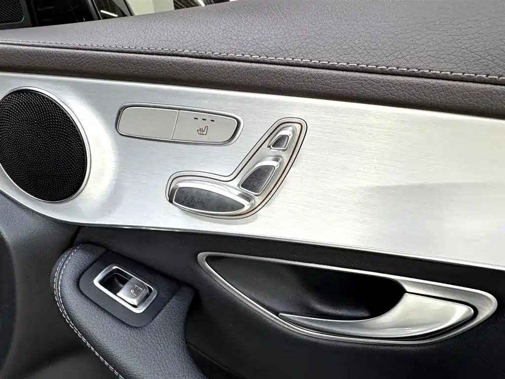 Mercedes-Benz GLC 2022 Facelift III GLC 260 L 4MATIC Dynamic фото 17