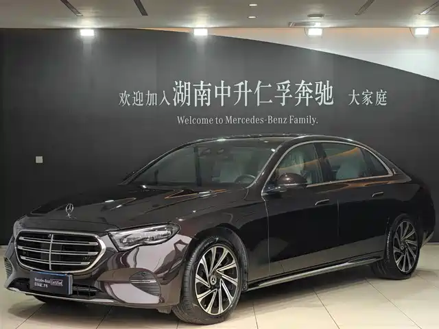 MERCEDES-BENZ E CLASS