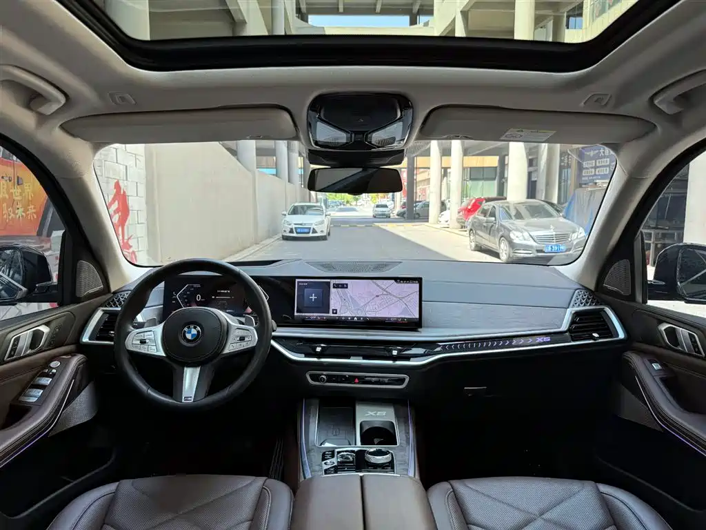 BMW X5 2023 xDrive 30Li Premium M Sport Black Night Package фото 11