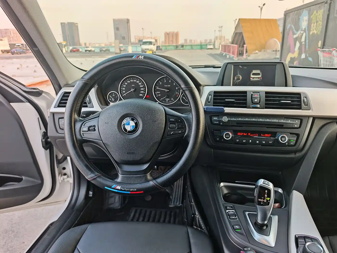 BMW 3 Series 2014 320Li Fashion фото 12