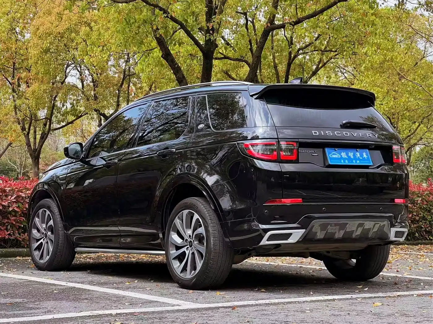 LAND ROVER DISCOVER SPORTS