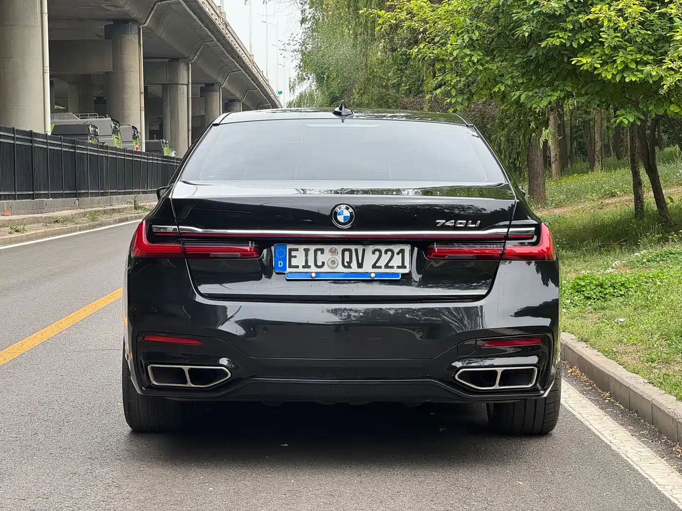 BMW 7 Series 2016 730Li Luxury фото 20