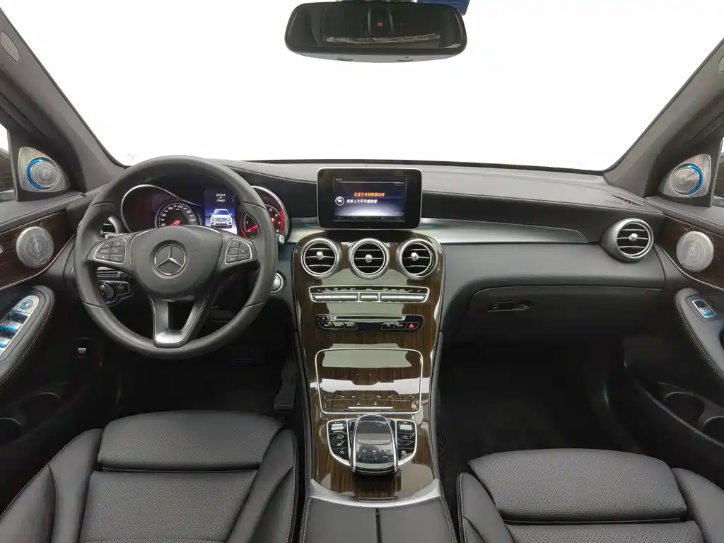 Mercedes-Benz GLC 2017 GLC 260 4MATIC Dynamic фото 5