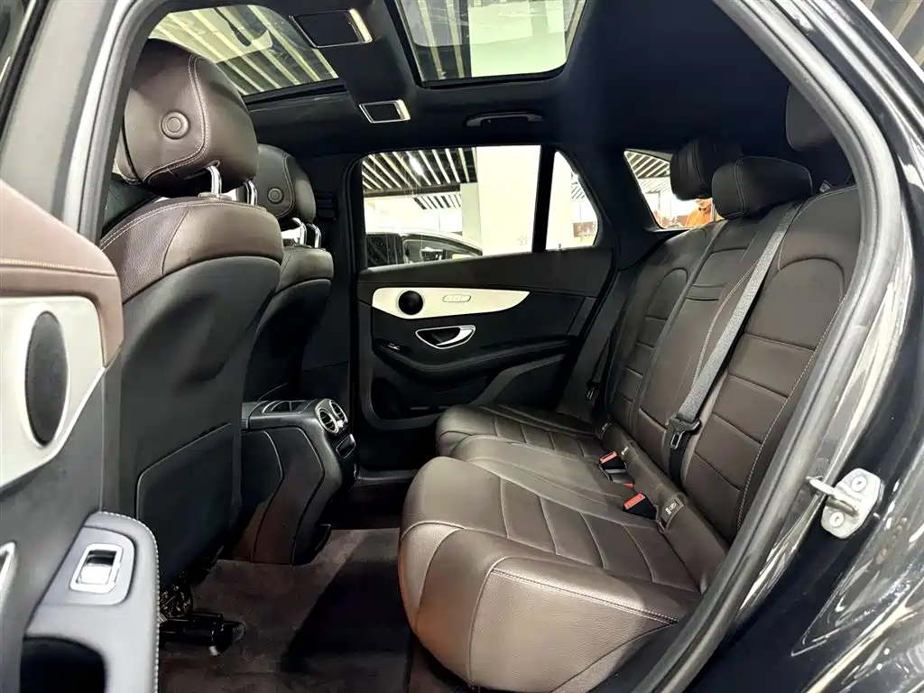 Mercedes-Benz GLC 2022 Facelift III GLC 260 L 4MATIC Dynamic фото 12