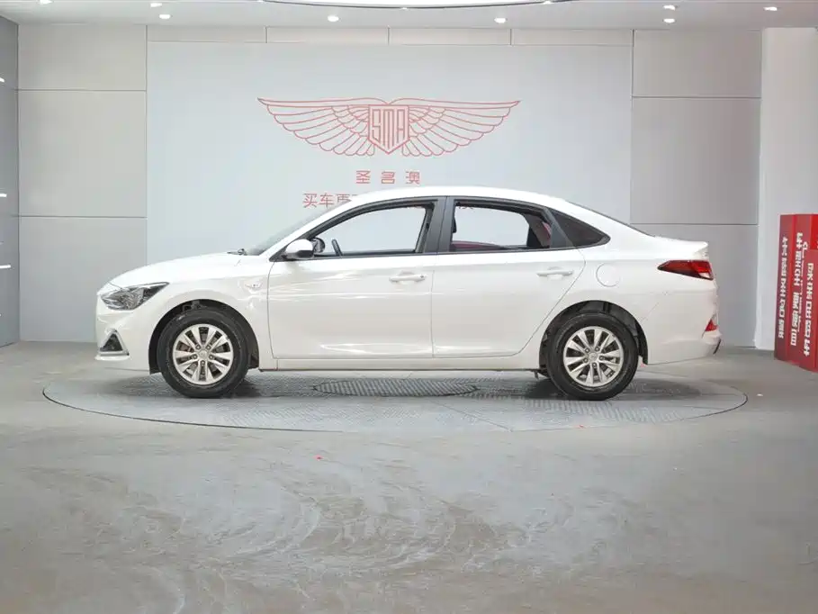Hyundai Elantra 2018 1.6L Automatic Pleasing Edition GL China VI фото 4