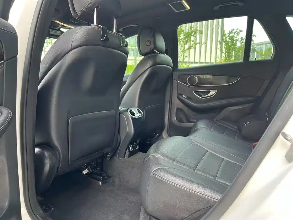 Mercedes-Benz GLC 2019 GLC 260 4MATIC Dynamic фото 10