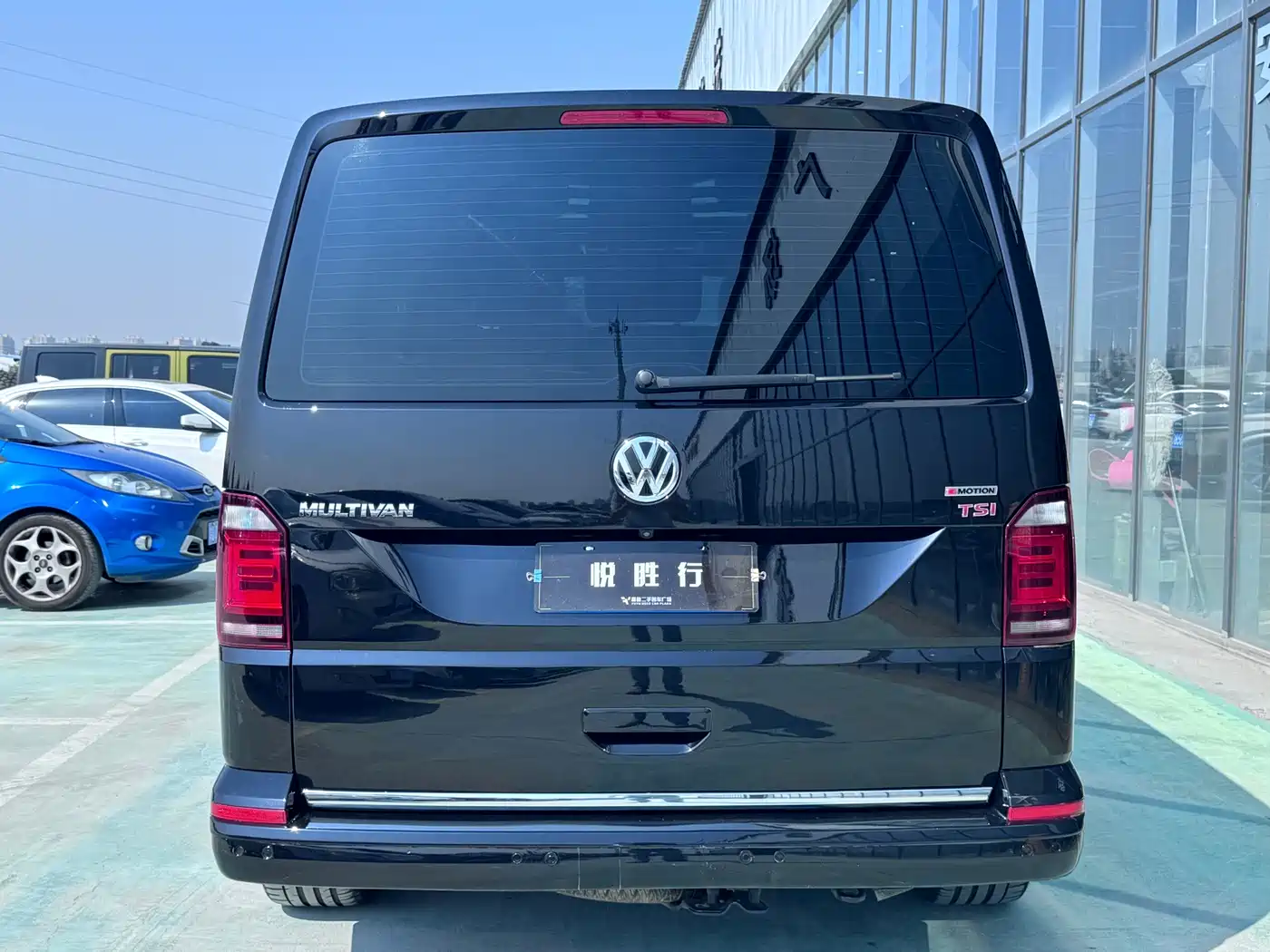 Volkswagen Multivan 2018 2018 2.0TSI 4WD Premium Edition 7-Seater
