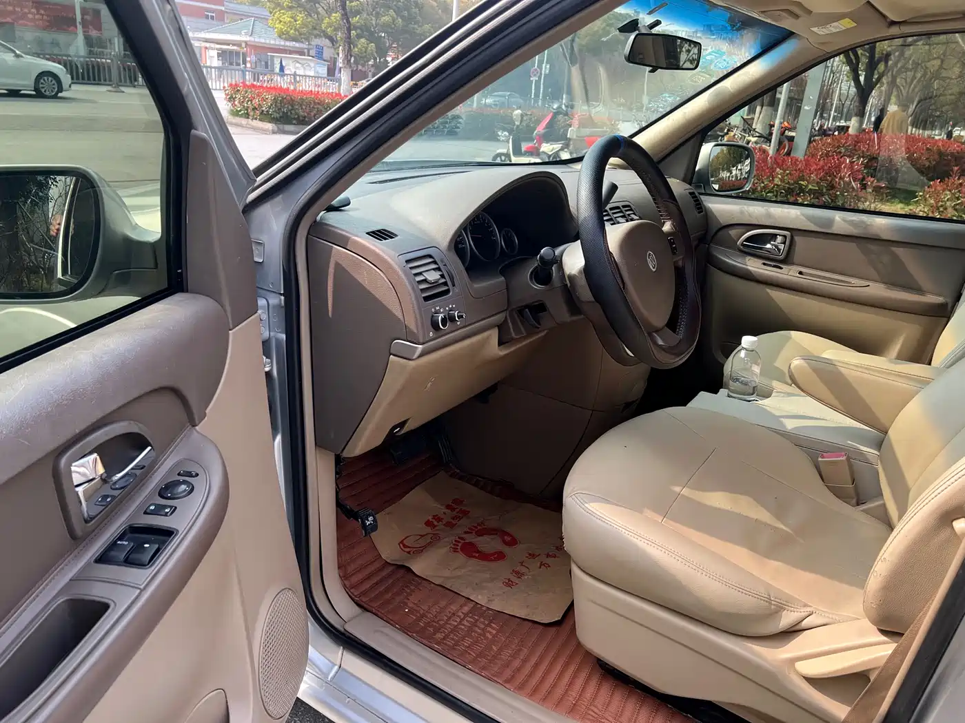 Buick GL8 2014 2.4L Classic Edition фото 8