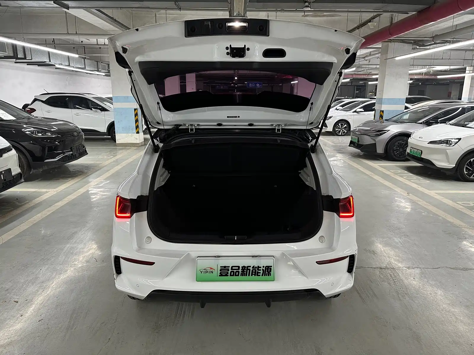 Фото 7 - BYD e2