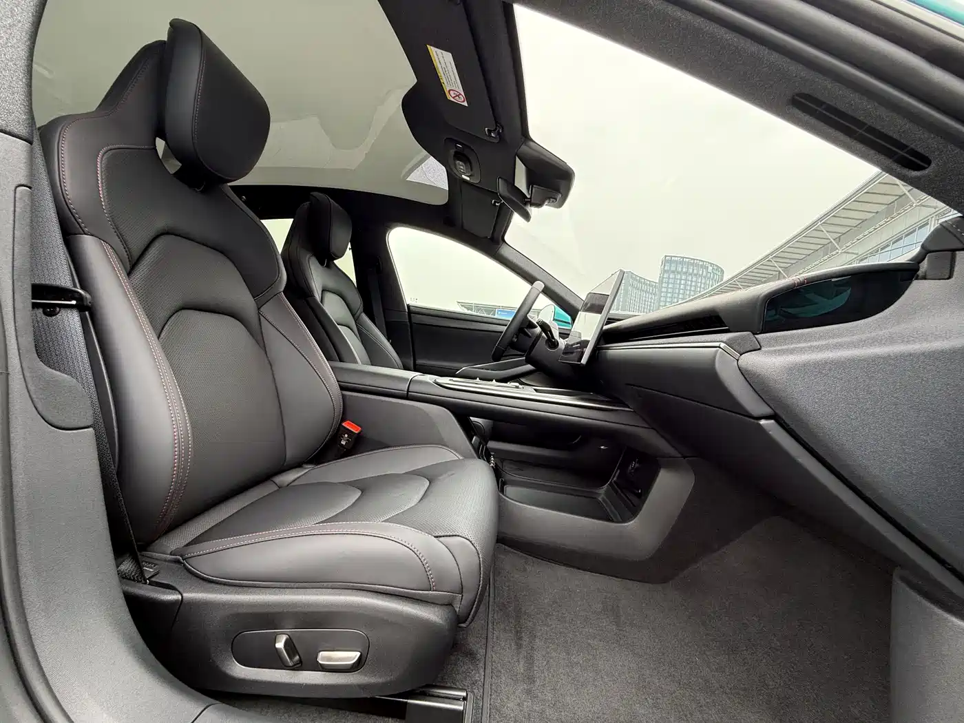 Xiaomi Auto Xiaomi SU7 2024 RWD Ultra Long Range Advanced Smart Driving Pro Edition фото 12