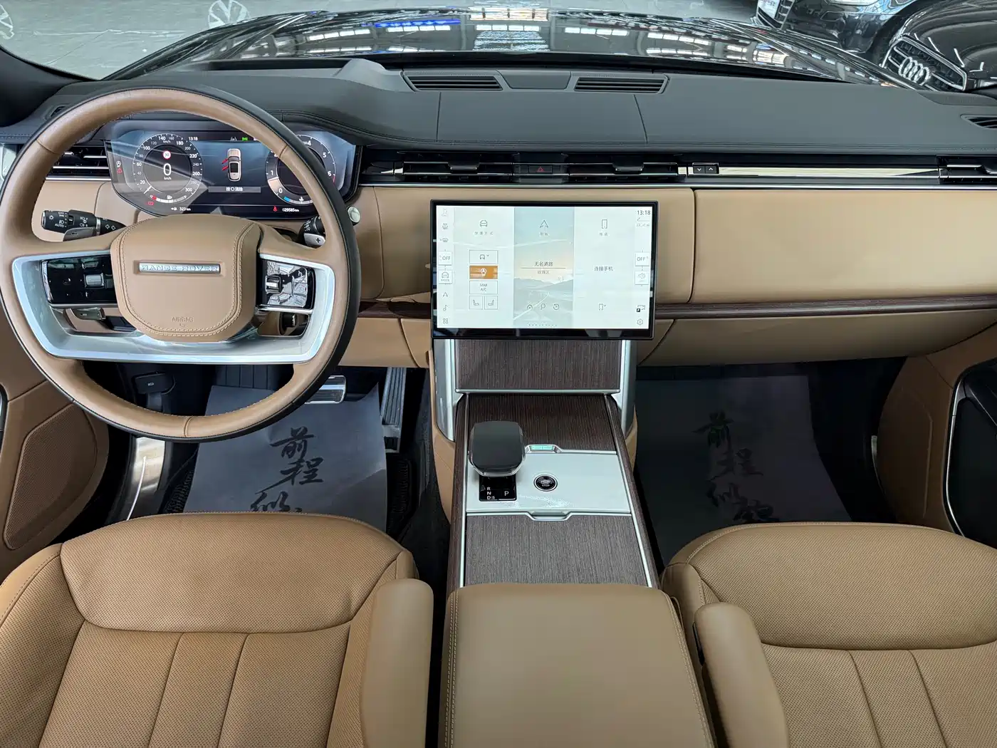 Land Rover Range Rover 2024 3.0 L6 400PS Genesis Extended фото 5