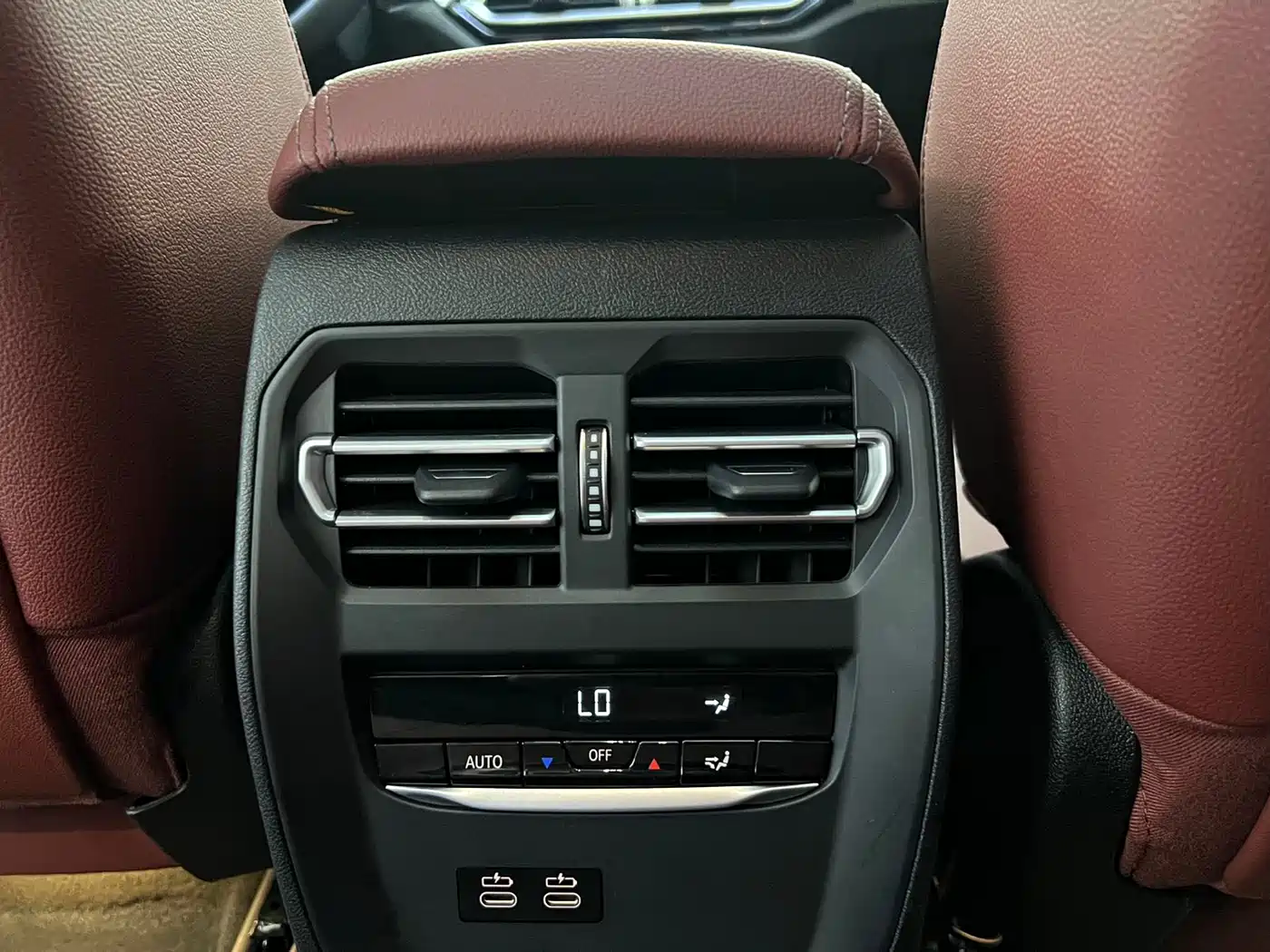 BMW 3 Series 2023 320i M Sport Package фото 13
