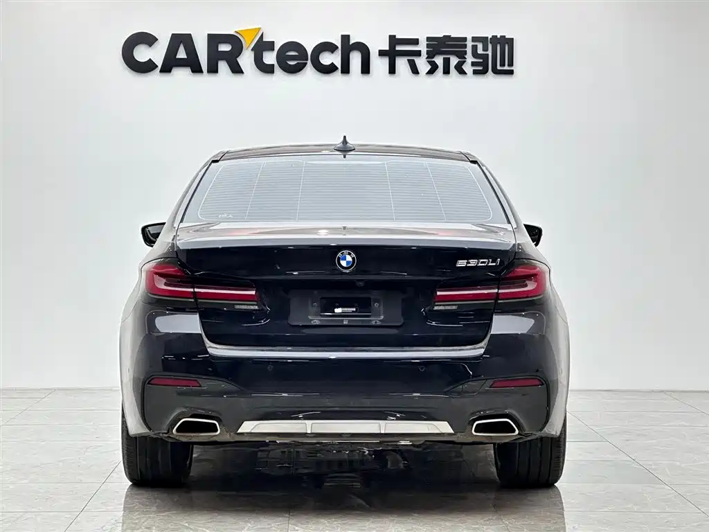 BMW 5 Series 2022 530Li Exclusive M Sport Package фото 4