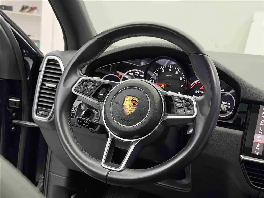 Porsche Cayenne 2019 Cayenne 3.0T фото 12