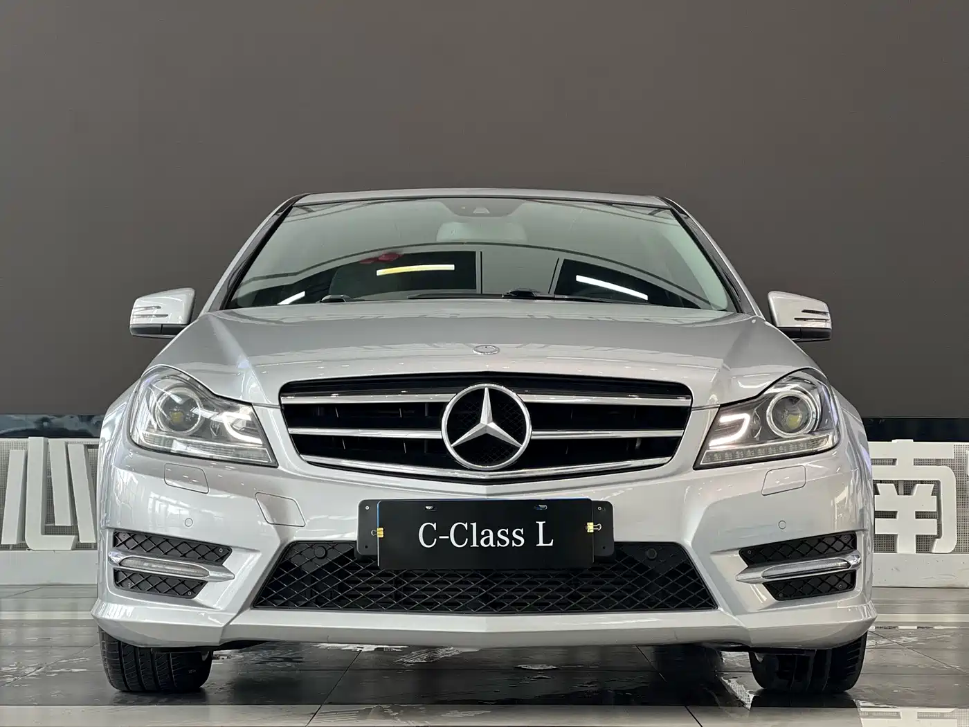 Mercedes-Benz C-Class 2013 C 260 Fashion Grand Edition фото 5
