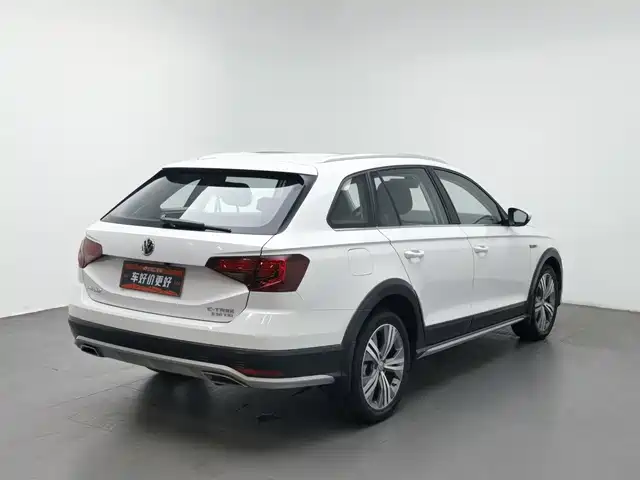 Volkswagen C-TREK 2018 230TSI DSG Comfort — фото 2