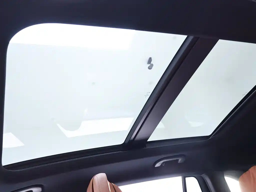 Mercedes-Benz GLC 2024 GLC 300 L 4MATIC Dynamic 5-seater фото 26